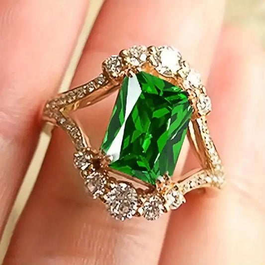 Emerald Glow Statement Ring