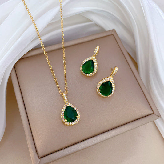 Emerald Glow Teardrop Set