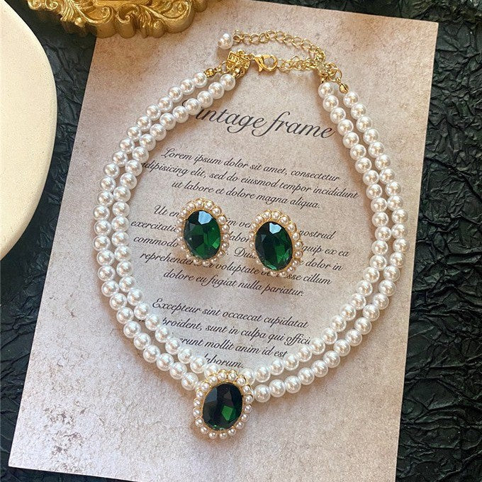 Emerald Glow Vintage Pearl Set