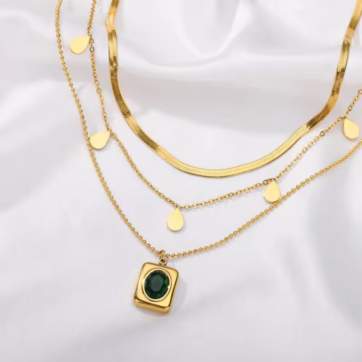 Emerald Glow Layered Luxe Necklace Set
