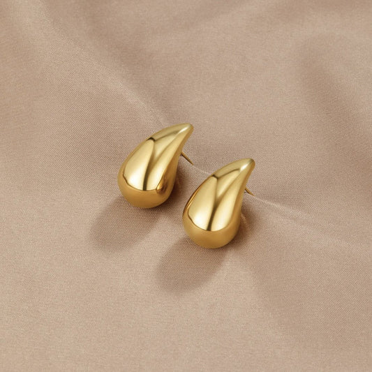 Minimal Teardrop Earrings